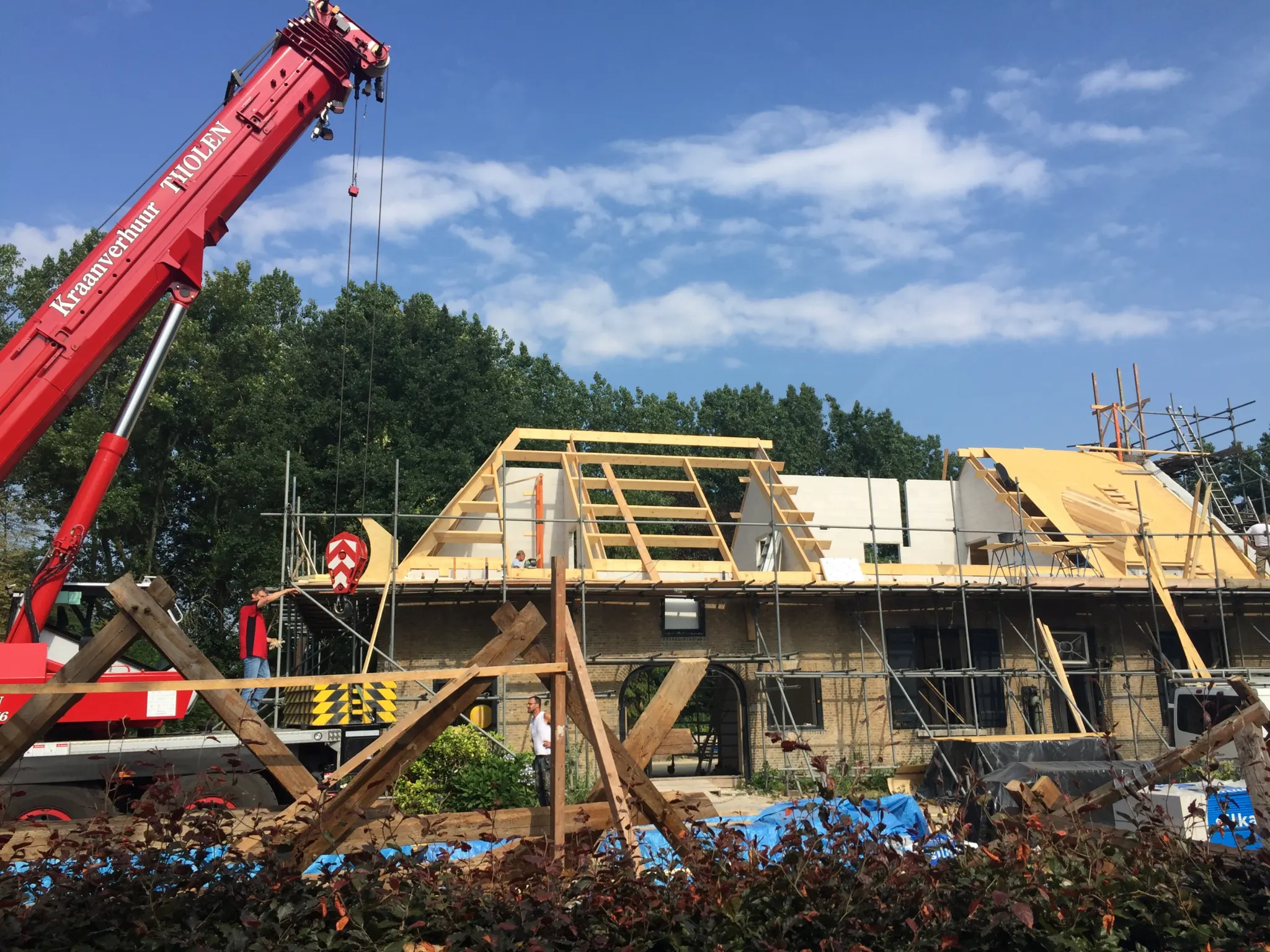 Terugplaatsen oorspronkelijke spanten Villa F