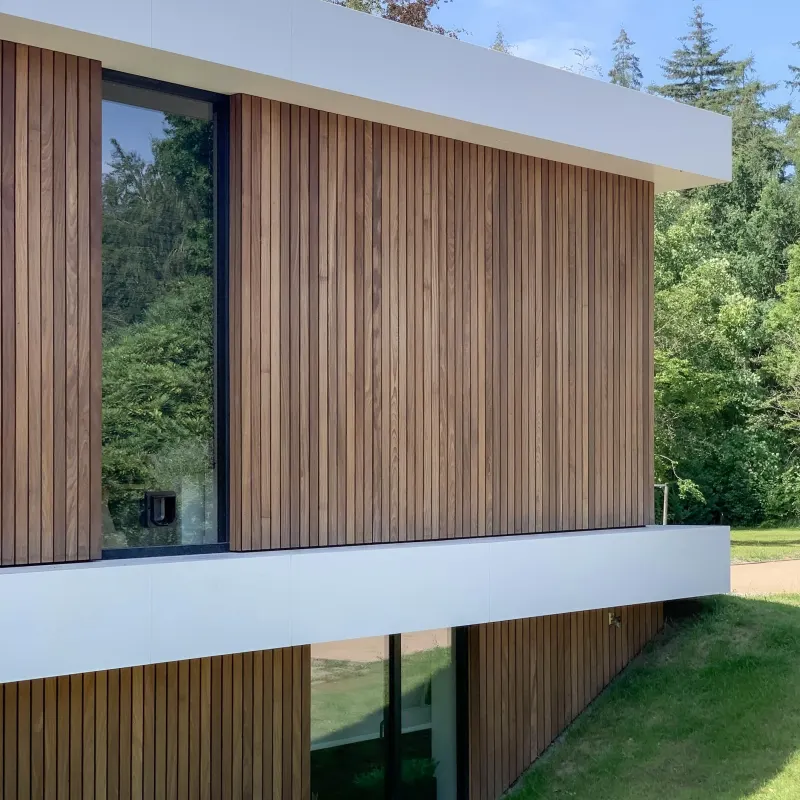 Villa L